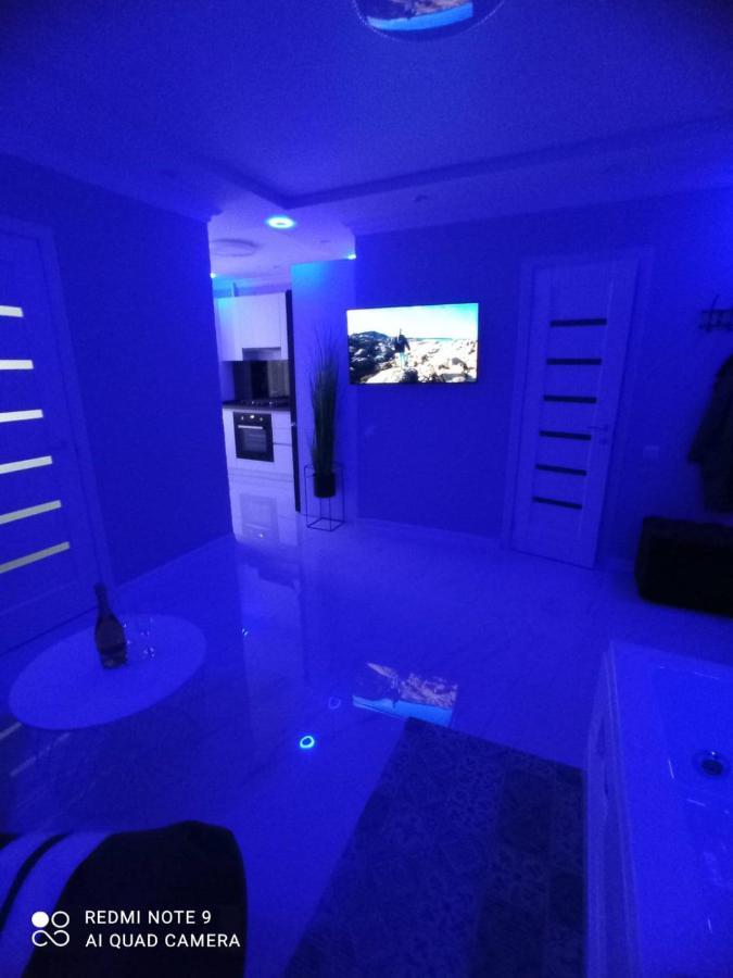 Vip Apartment For Lovers In Kisinyov Kültér fotó